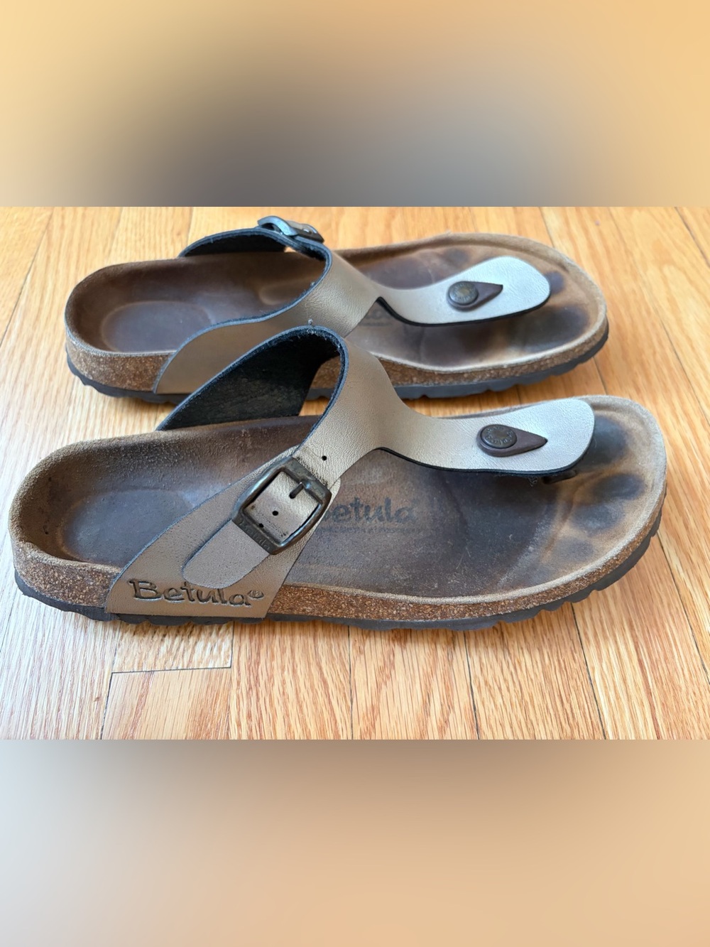 Betula by Birkenstock Gizeh Thong Sandals Women's EU 38 US 7 Narrow Bronze Gold